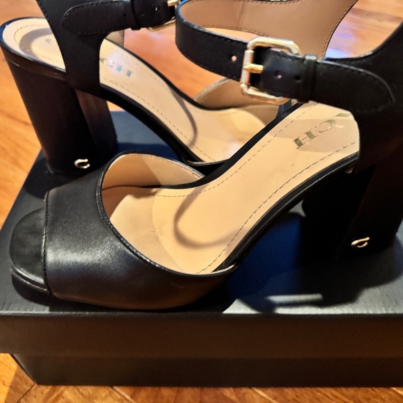 Authentic Coach Marla Black Leather Sandals Size 9 3.5 heel height - Picture 2 of 5